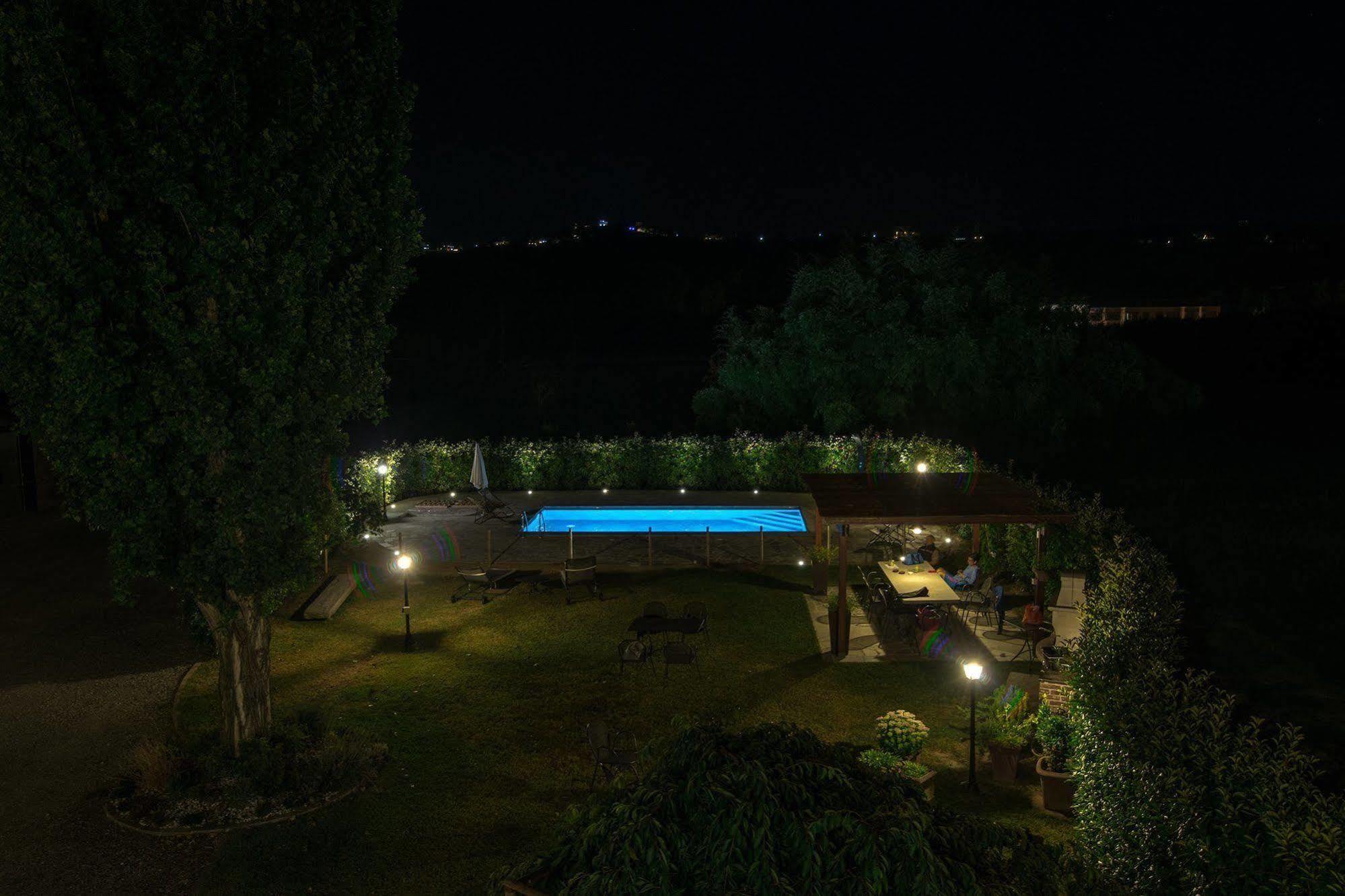 Cascina Rocca - Guest House Castiglione Falletto Zewnętrze zdjęcie